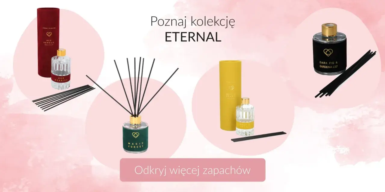 Eleganckie dyfuzory zapachowe z patyczkami. Rozpraszacz światła w butelce "Red Berries" i "Magic Forest" tworzy nastrojową atmosferę.