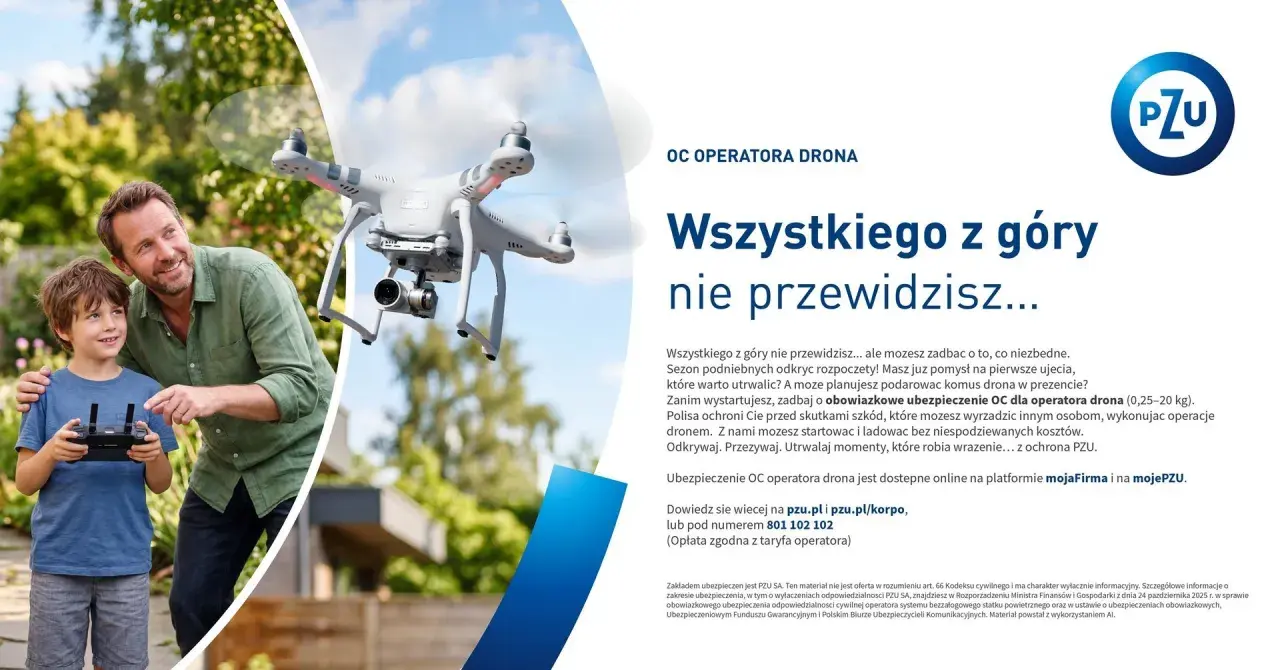 Ojciec i syn cieszą się lataniem dronem. Ubezpieczenie OC drona od PZU zapewni spokój.