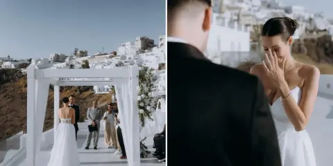Ślub cywilny na Santorini. Urzędnik udziela ślubu parze młodej na tarasie z widokiem na białe domy. Panna młoda wzruszona.