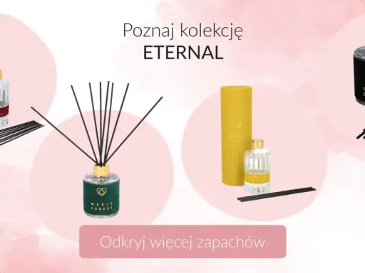 Eleganckie dyfuzory zapachowe z patyczkami. Rozpraszacz światła w butelce "Red Berries" i "Magic Forest" tworzy nastrojową atmosferę.